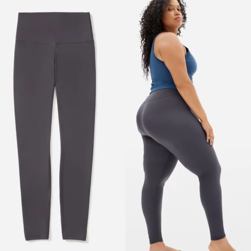 Everlane Women’s The Perform High-Rise Legging in Ink Gray Size Medium